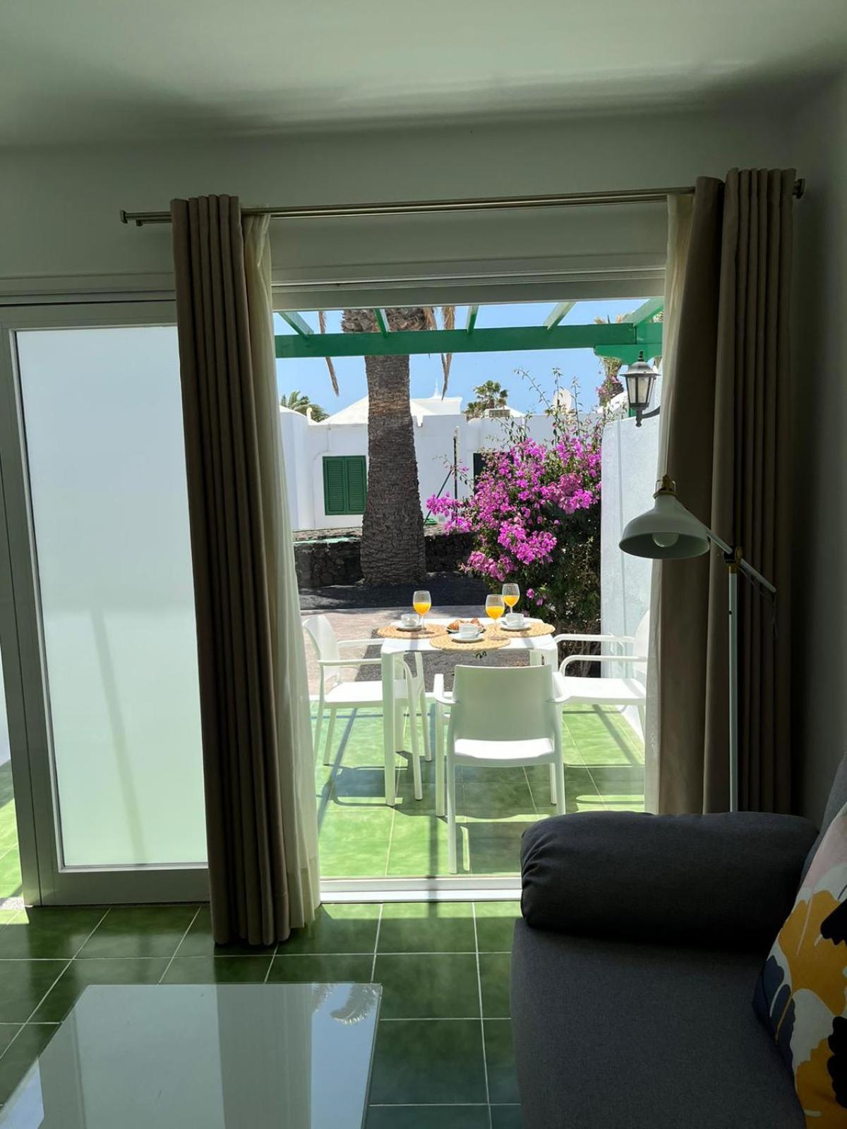 Bungalow Retama Tías Eksteriør bilde